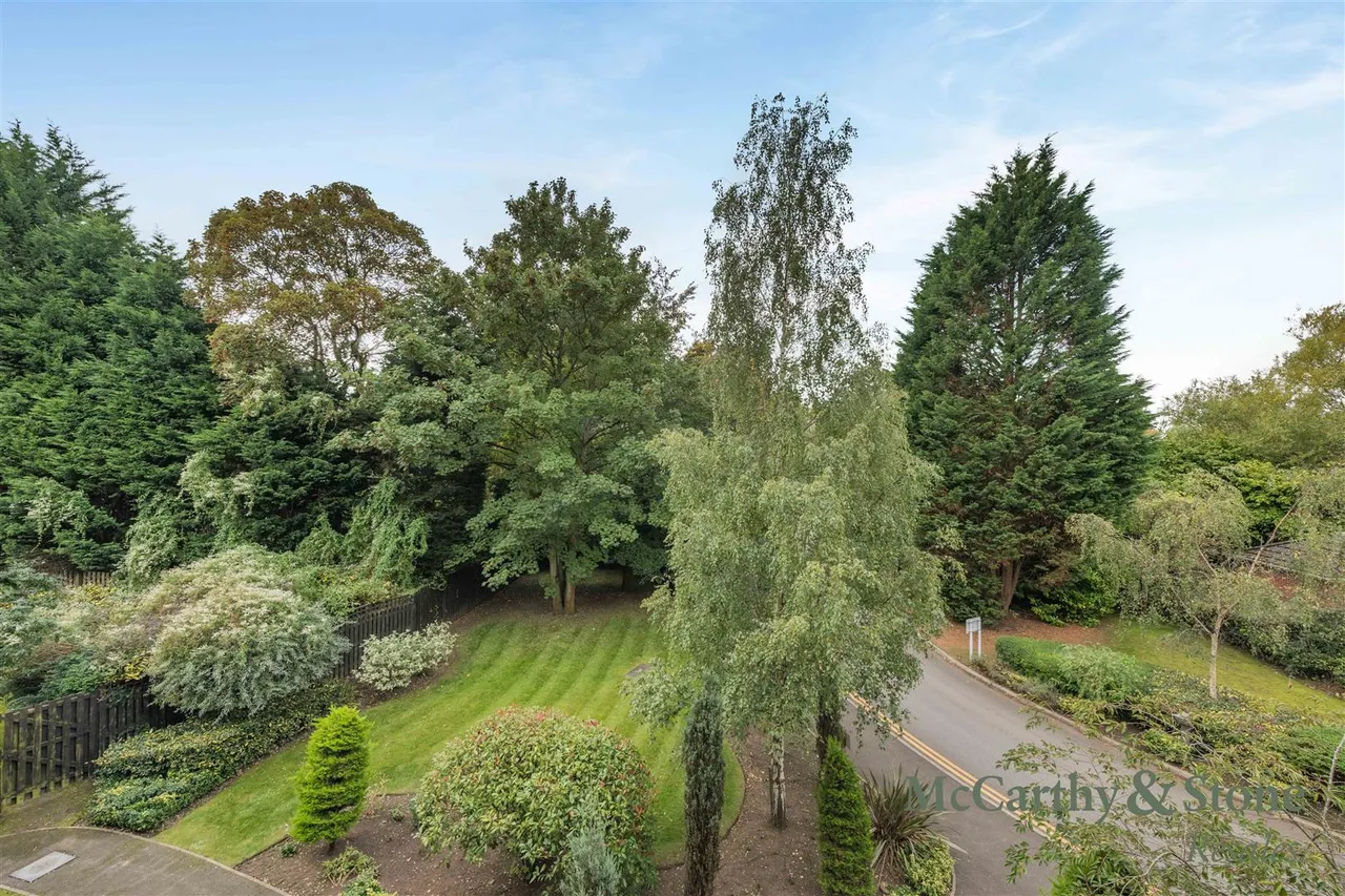 Station Approach, Cheadle Hulme, SK8, photo 31