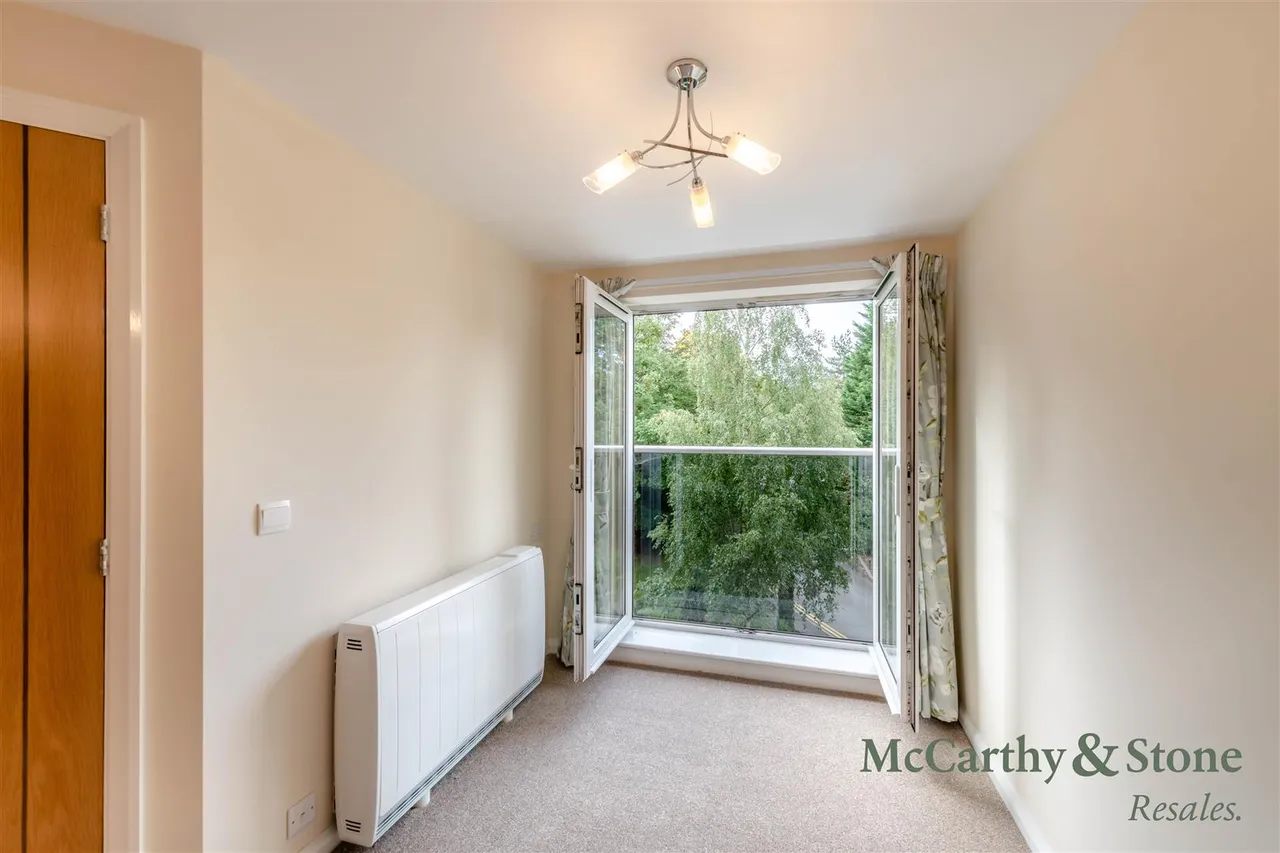 Station Approach, Cheadle Hulme, SK8, photo 40