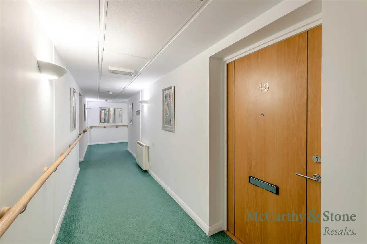 Station Approach, Cheadle Hulme, SK8, photo 27