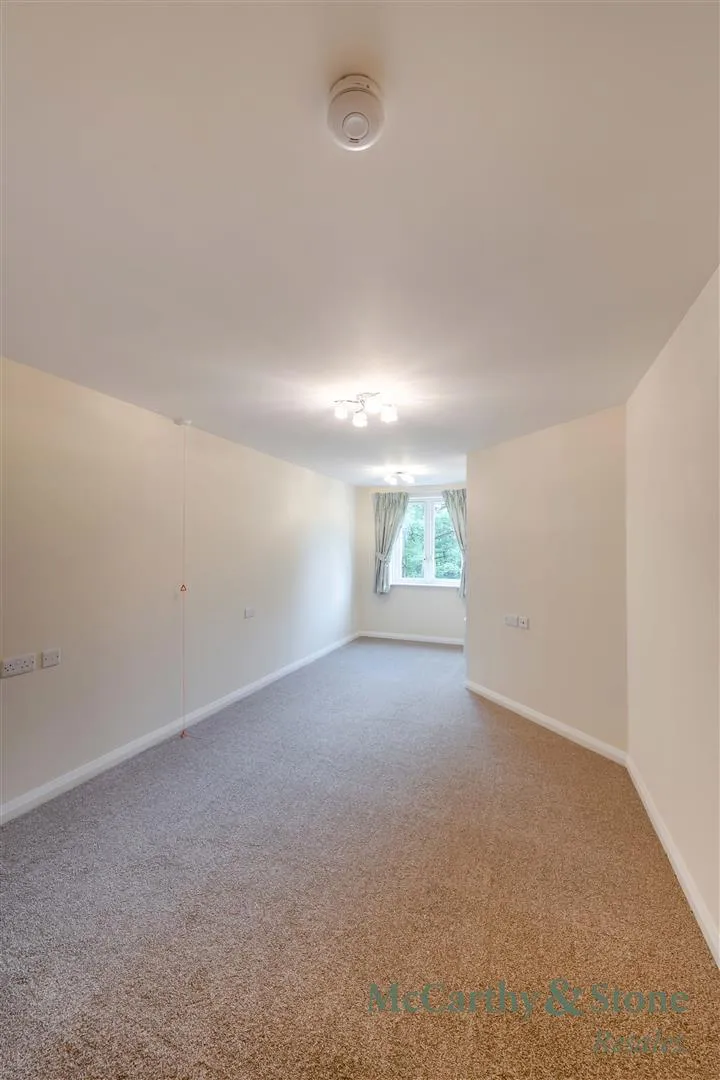 Station Approach, Cheadle Hulme, SK8, photo 25