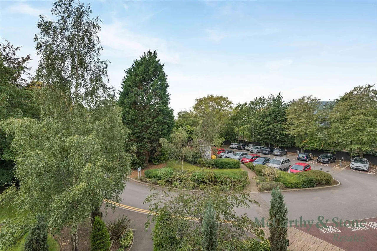Station Approach, Cheadle Hulme, SK8, photo 10