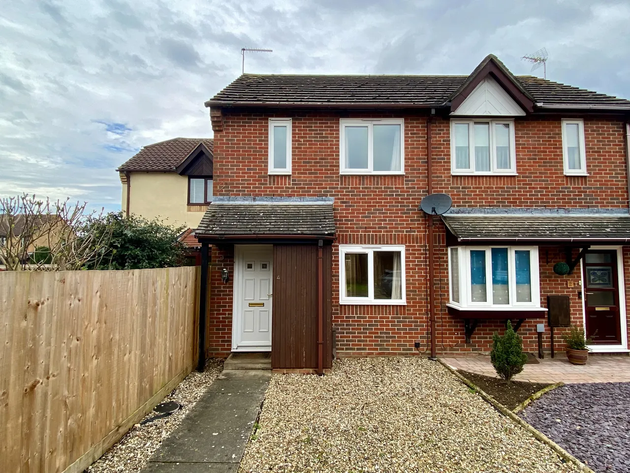 2 bed house to rent, Orchard Close, Elmswell, IP30
