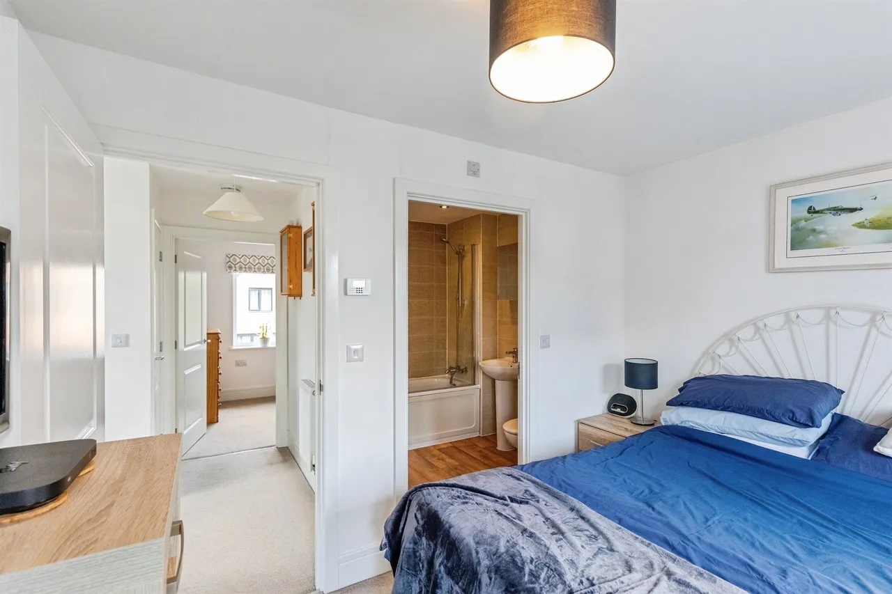 Epping Road, Corby, NN18, photo 14