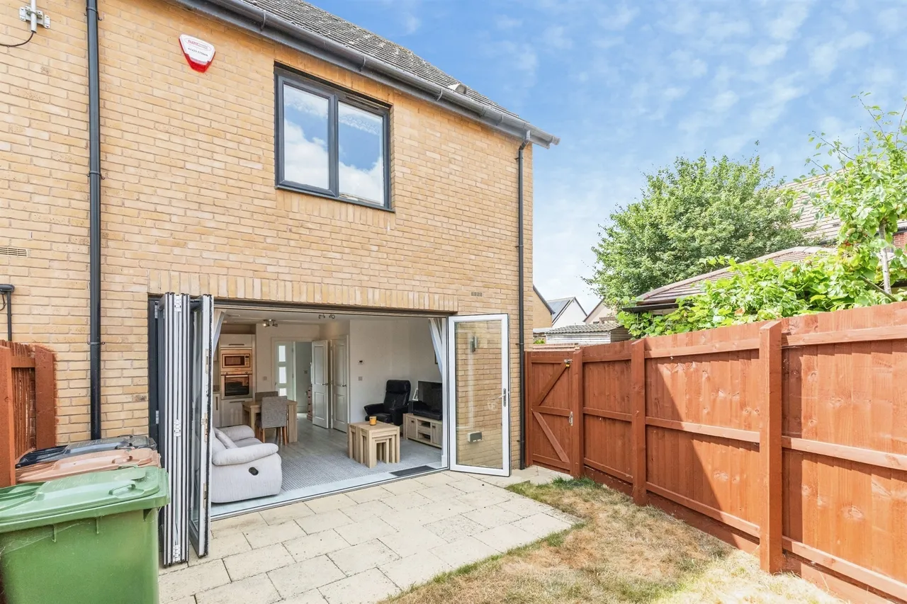 Epping Road, Corby, NN18, photo 15