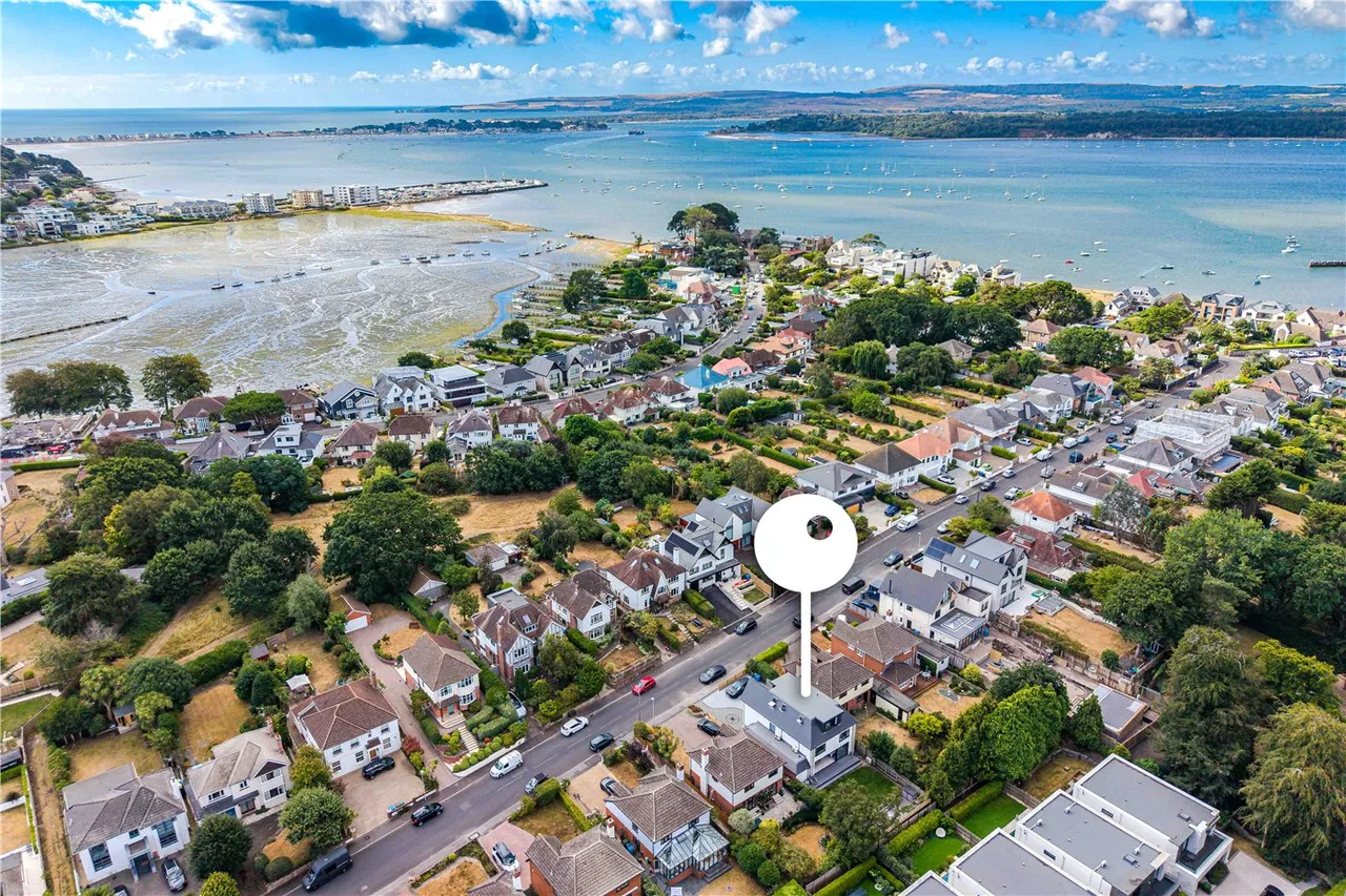 Pearce Gardens, Lilliput, Poole, BH14, photo 7