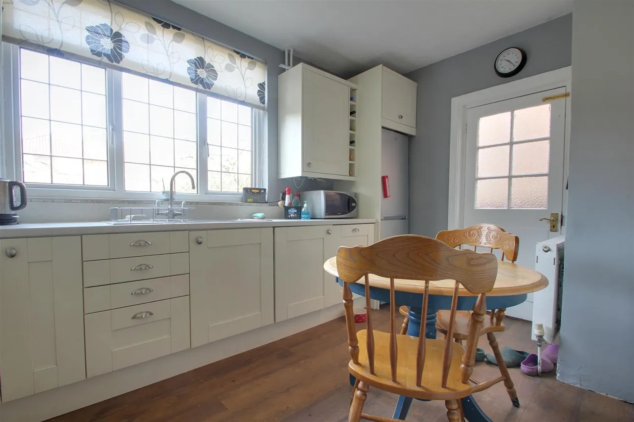 Southview Drive, Worthing, photo 4