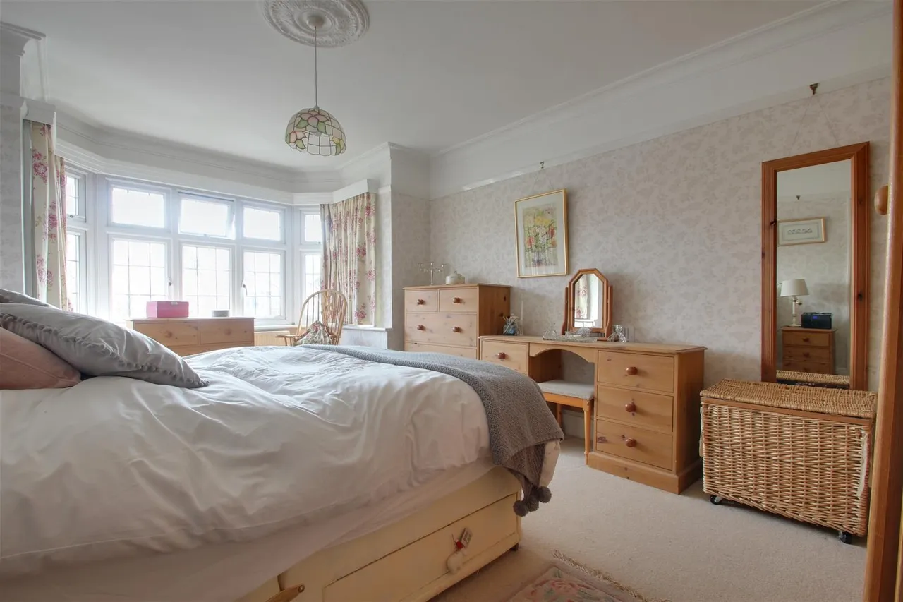 Southview Drive, Worthing, photo 8