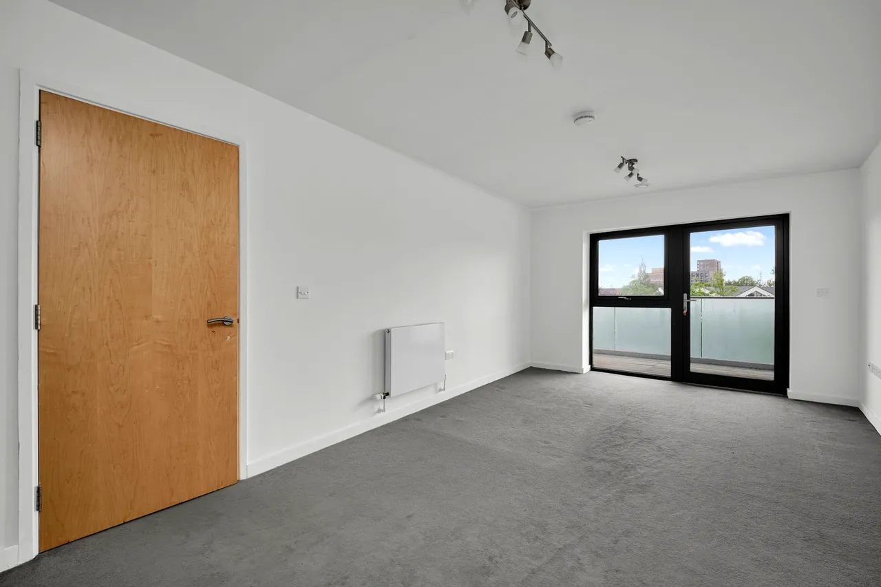 5 Blueberry Court, Holmeoak Avenue, Rainham, Greater London, RM13 8JG, photo 2