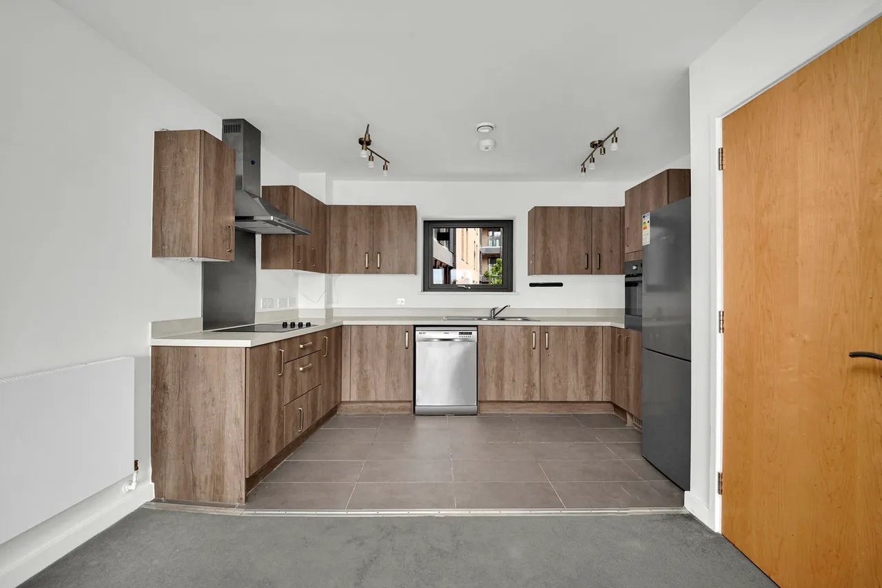 5 Blueberry Court, Holmeoak Avenue, Rainham, Greater London, RM13 8JG, photo 6