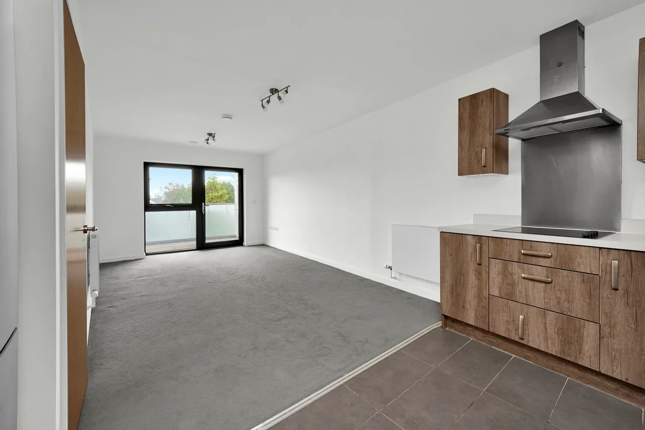 5 Blueberry Court, Holmeoak Avenue, Rainham, Greater London, RM13 8JG, photo 4