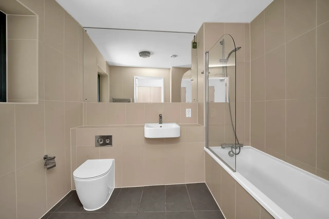 5 Blueberry Court, Holmeoak Avenue, Rainham, Greater London, RM13 8JG, photo 11
