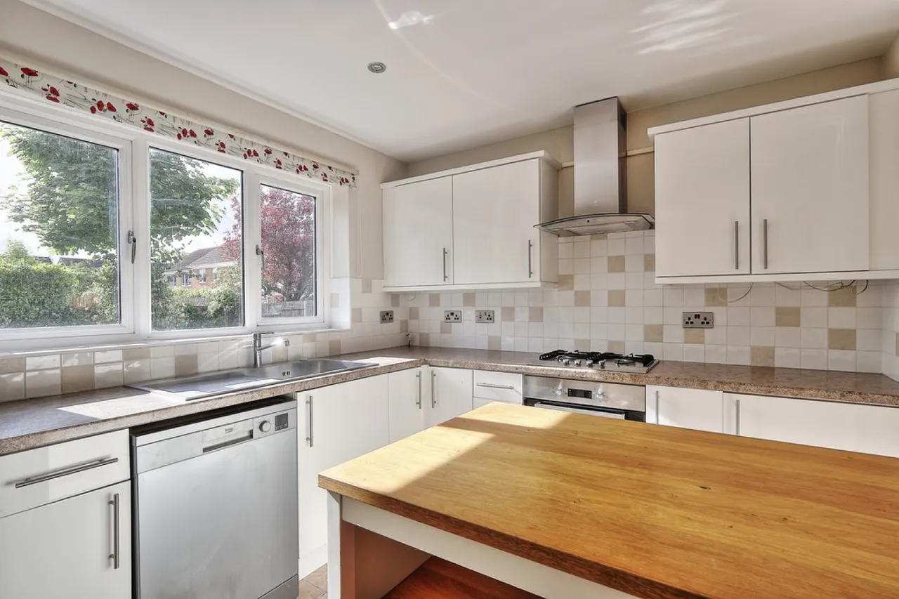Hawthorn Avenue, Sawston, photo 8
