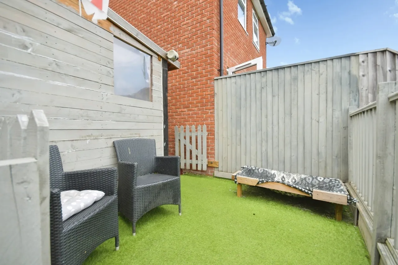 Troughbrook Road, Hollingwood, Chesterfield, Derbyshire, S43, photo 8
