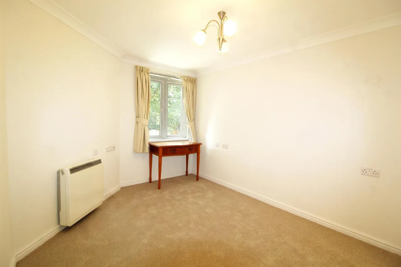 2 Leicester Road, Barnet EN5 5FL, photo 6