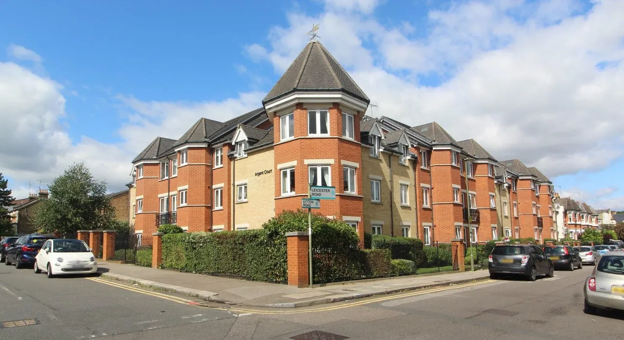 1 bed flat for sale — 2 Leicester Road, Barnet EN5 5FL