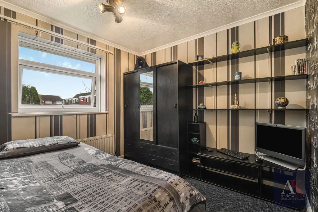 Cherwell Avenue, Heywood OL10 4SY, photo 11