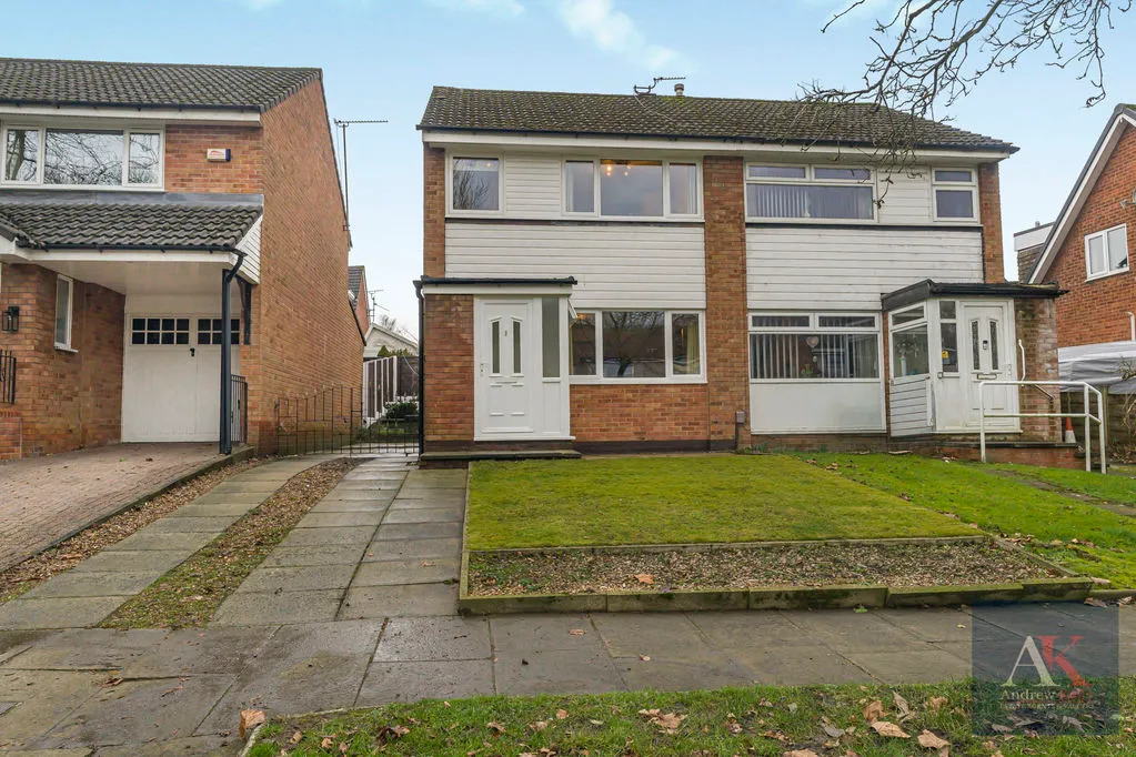 3 bed house for sale — Cherwell Avenue, Heywood OL10 4SY