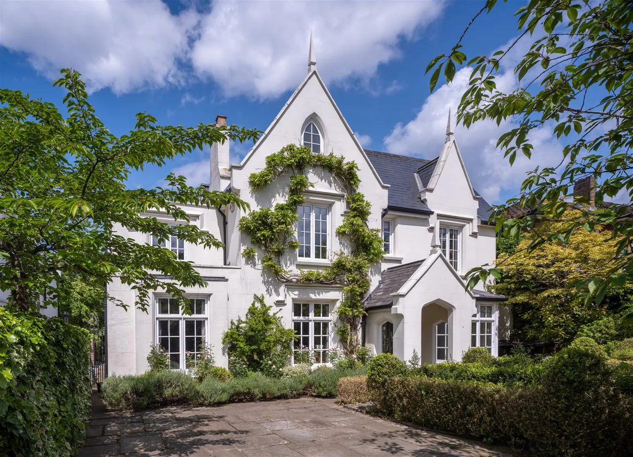 6 bed house for sale — Marlborough Place, St John's Wood, London, NW8 0PD