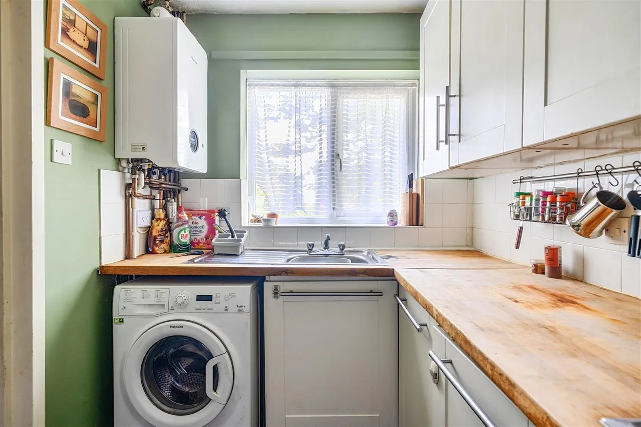 County Street, Totterdown, BS4, photo 8