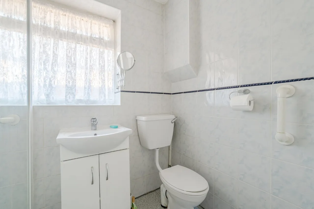 Conway Road, Taplow, SL6, photo 18