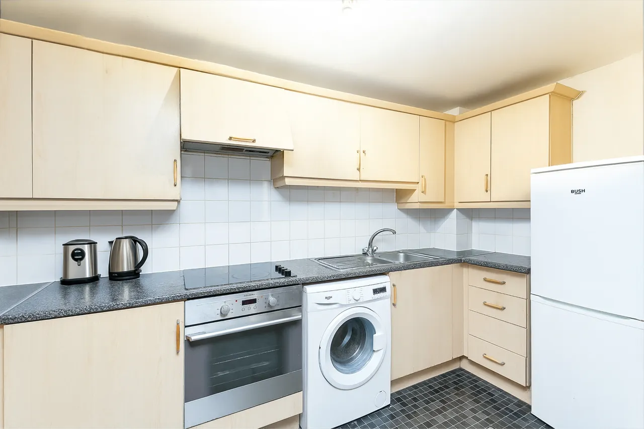Campell Road, Thornton Heath, CR0, photo 2