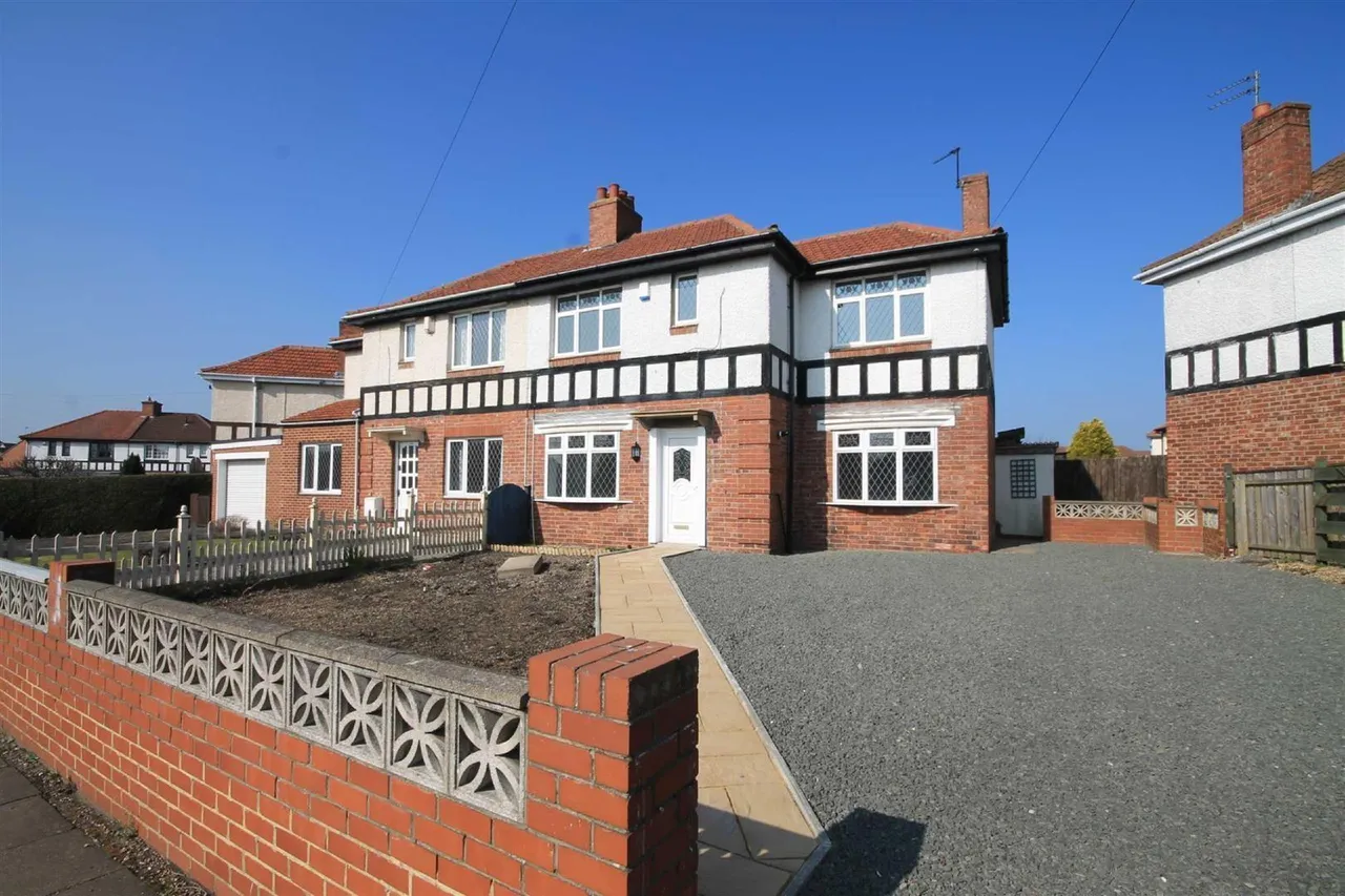 3 bed house to rent, Musgrave Gardens, Gilesgate, DH1