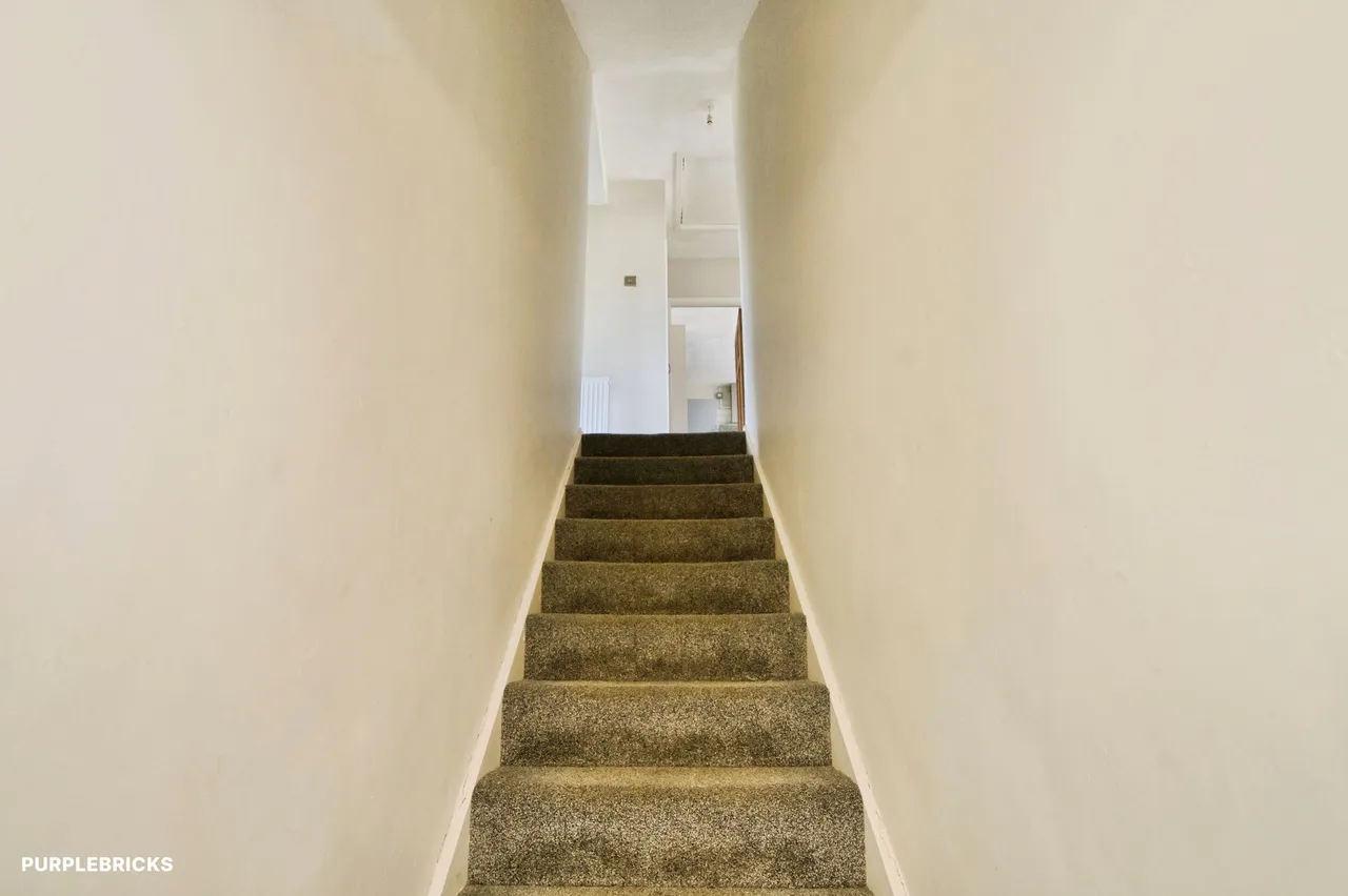 Taunton Road, Romford, RM3, photo 14