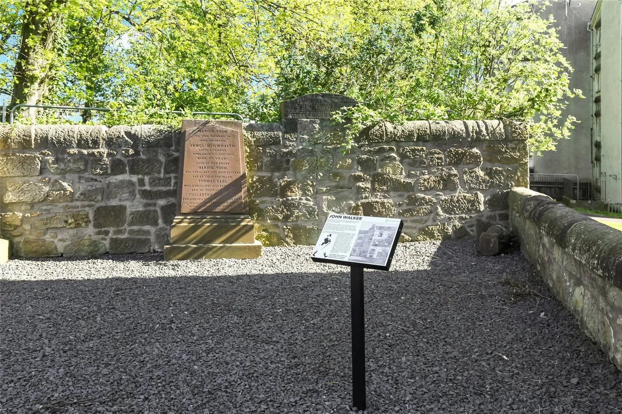 St Andrew's Precinct, St Andrew's Street South, Kilmarnock, KA1 3EW, KA1, photo 16