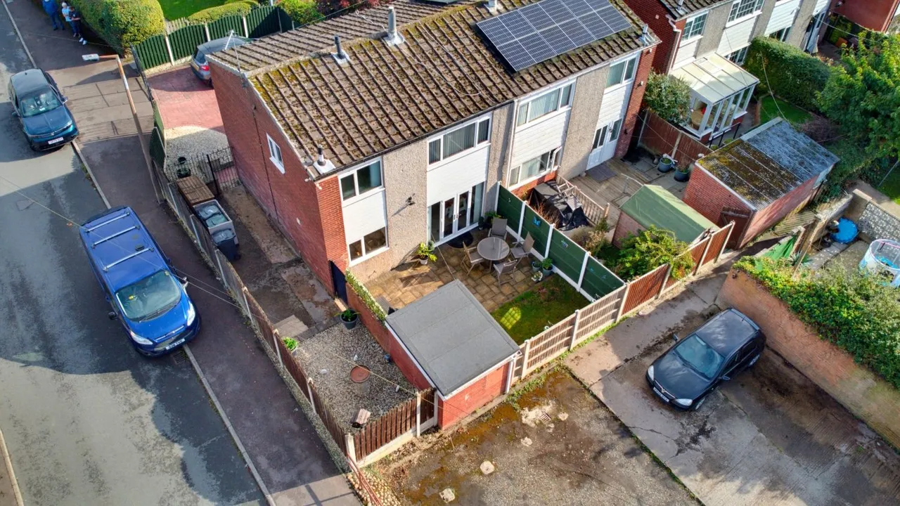 Fir Walk, Maltby, S66, photo 19