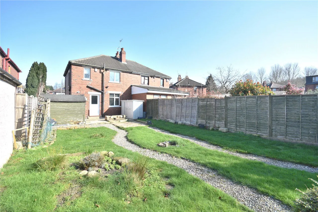 Whitebridge Avenue, Leeds, LS9, photo 16