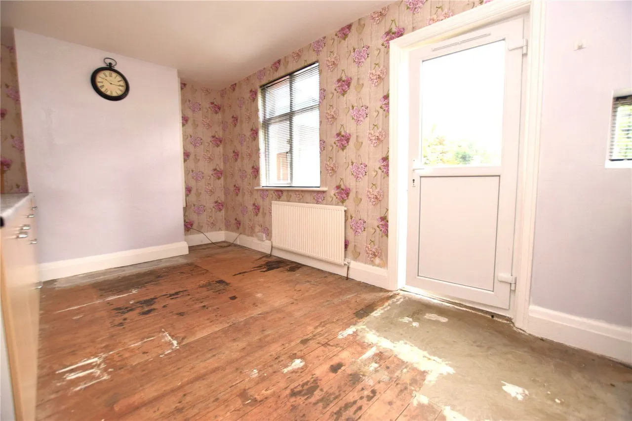 Whitebridge Avenue, Leeds, LS9, photo 13