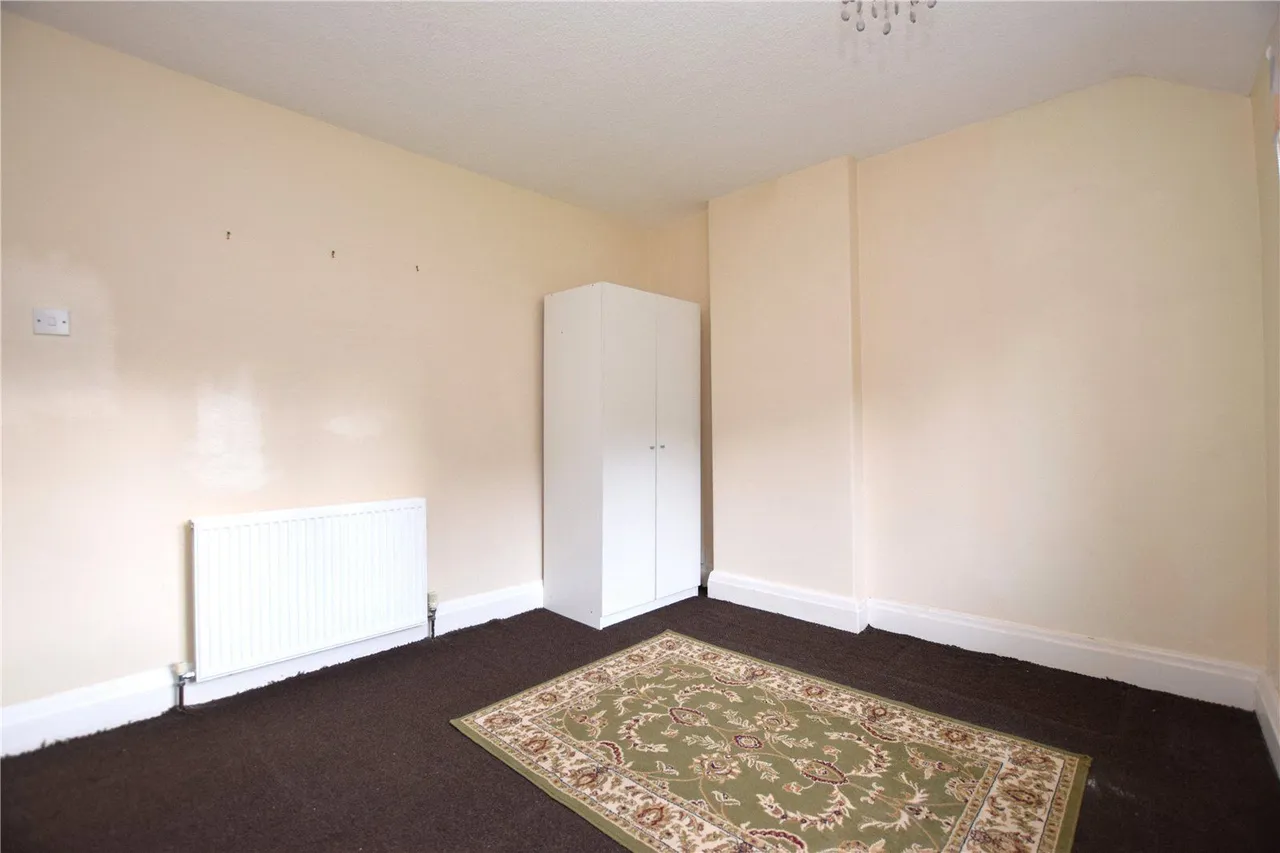 Whitebridge Avenue, Leeds, LS9, photo 14