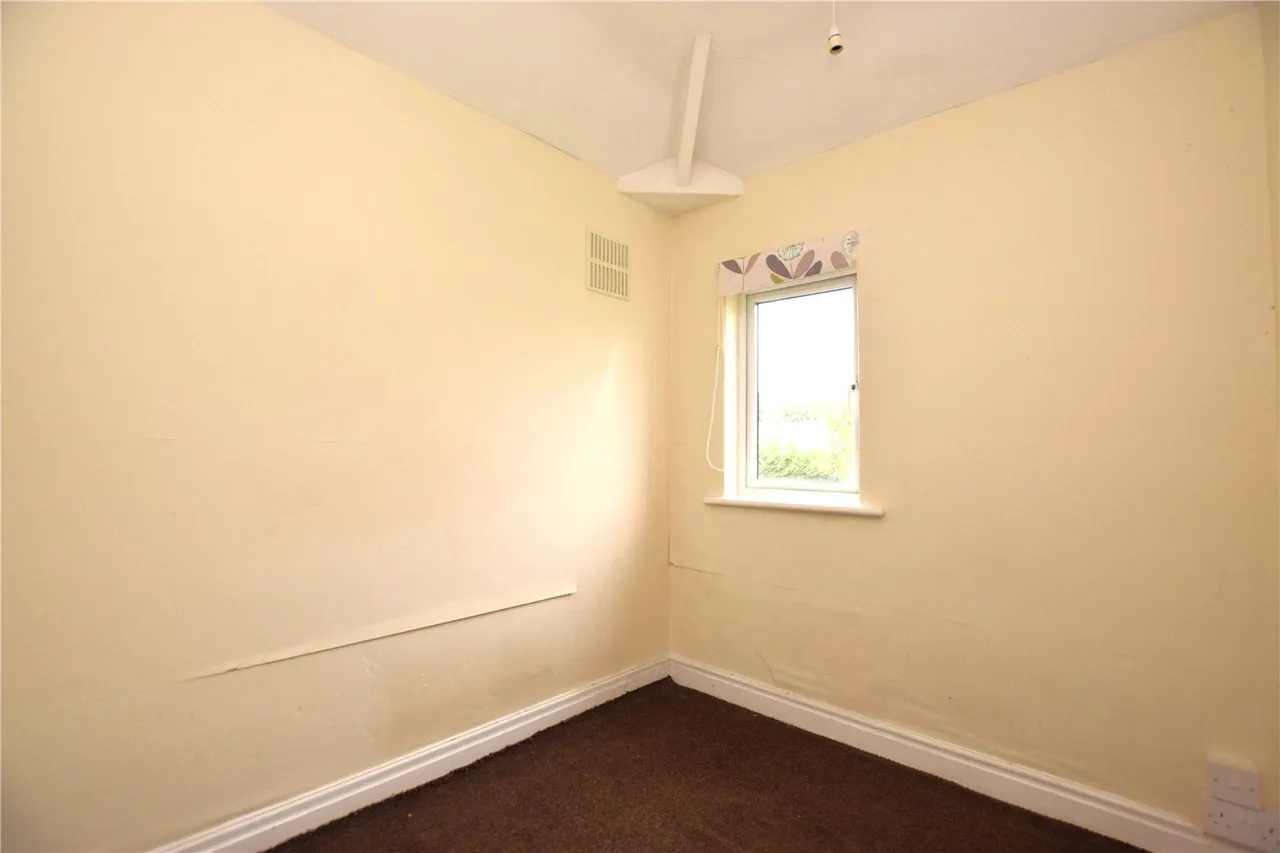 Whitebridge Avenue, Leeds, LS9, photo 7