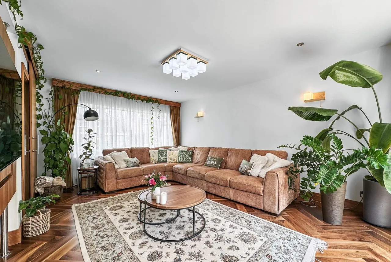 Fernlea, Hale, Cheshire WA15 9LH, photo 14