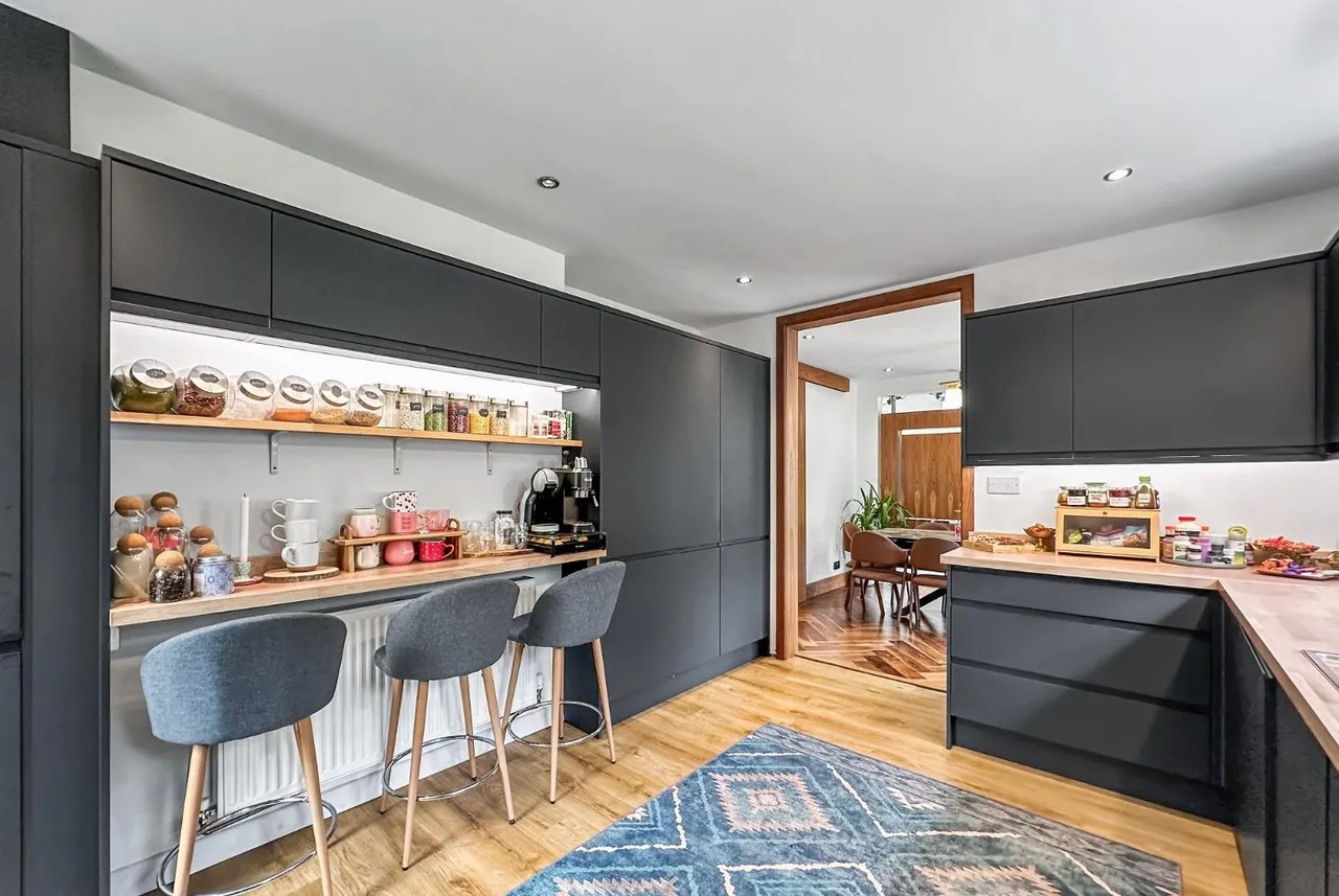 Fernlea, Hale, Cheshire WA15 9LH, photo 20