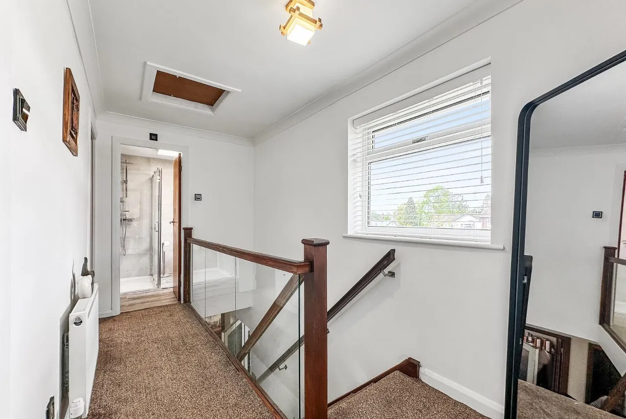 Fernlea, Hale, Cheshire WA15 9LH, photo 24