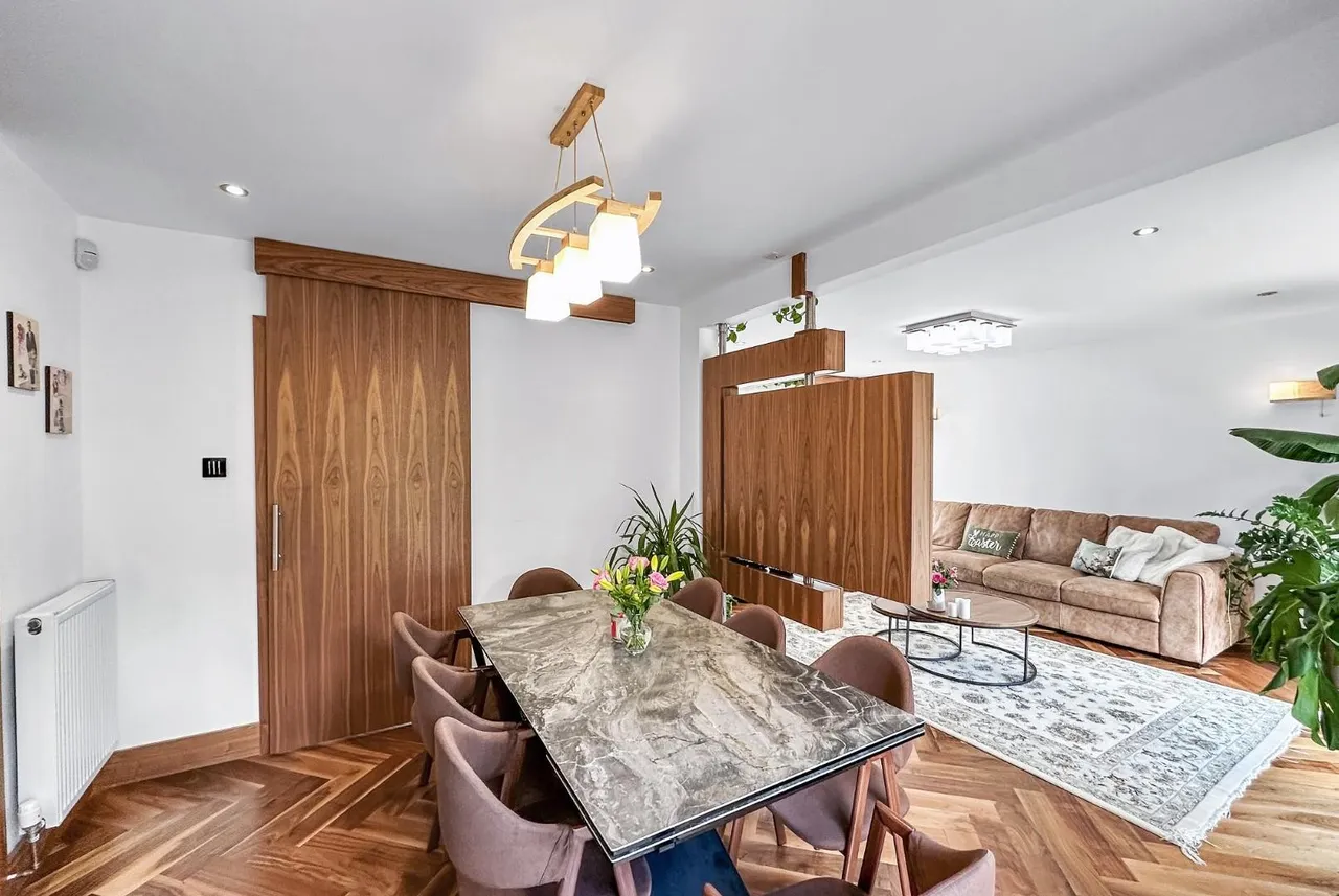 Fernlea, Hale, Cheshire WA15 9LH, photo 17