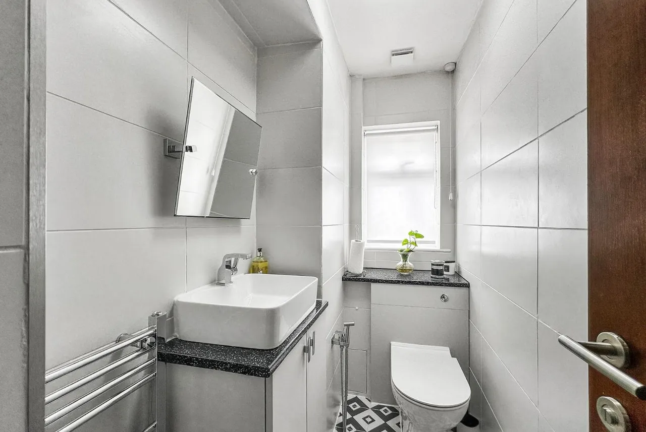 Fernlea, Hale, Cheshire WA15 9LH, photo 21