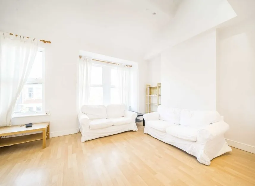 Ivy Crescent, Chiswick, W4, photo 2