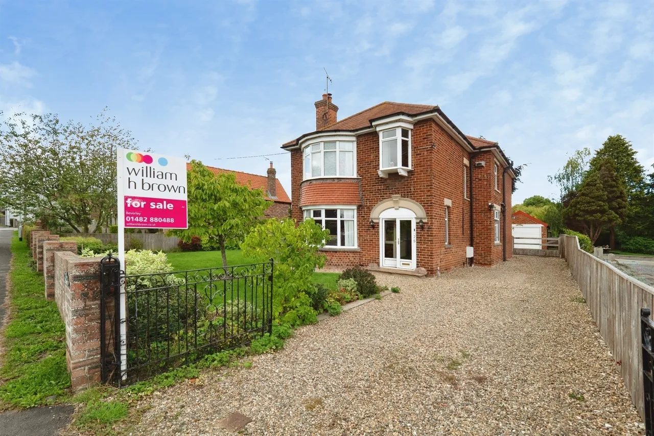 5 bed house for sale — Station Road, Cranswick, Driffield
