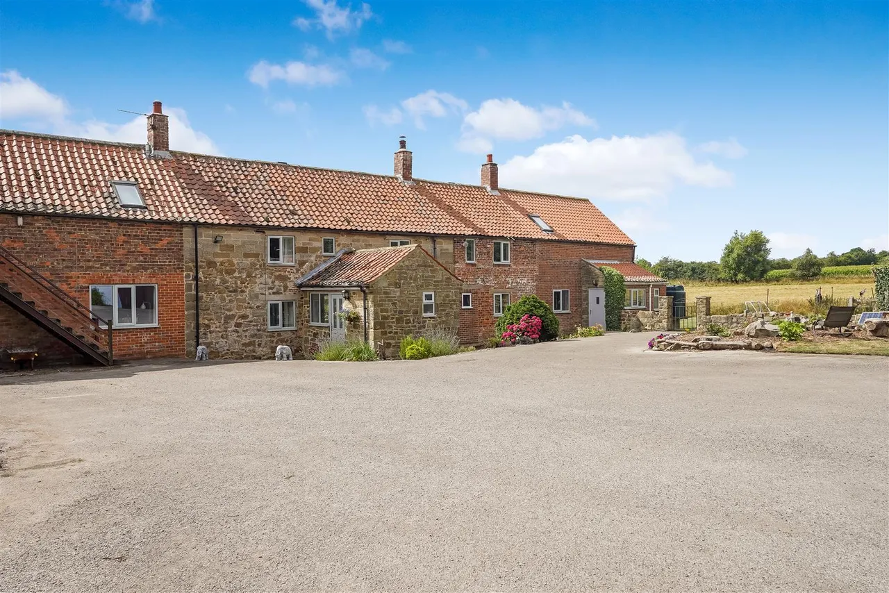 Little Beech Hill, East Harlsey, DL6, photo 20