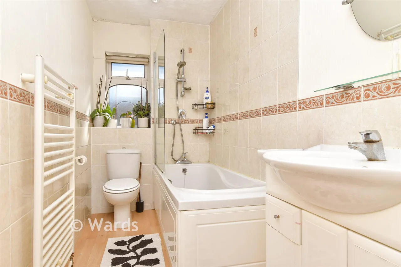 Knights Manor Way, Dartford, DA1, photo 9