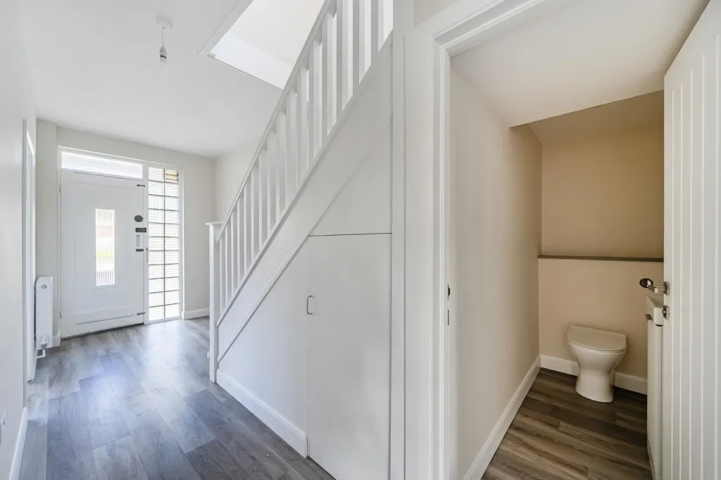 Mead Way, Bromley, photo 8