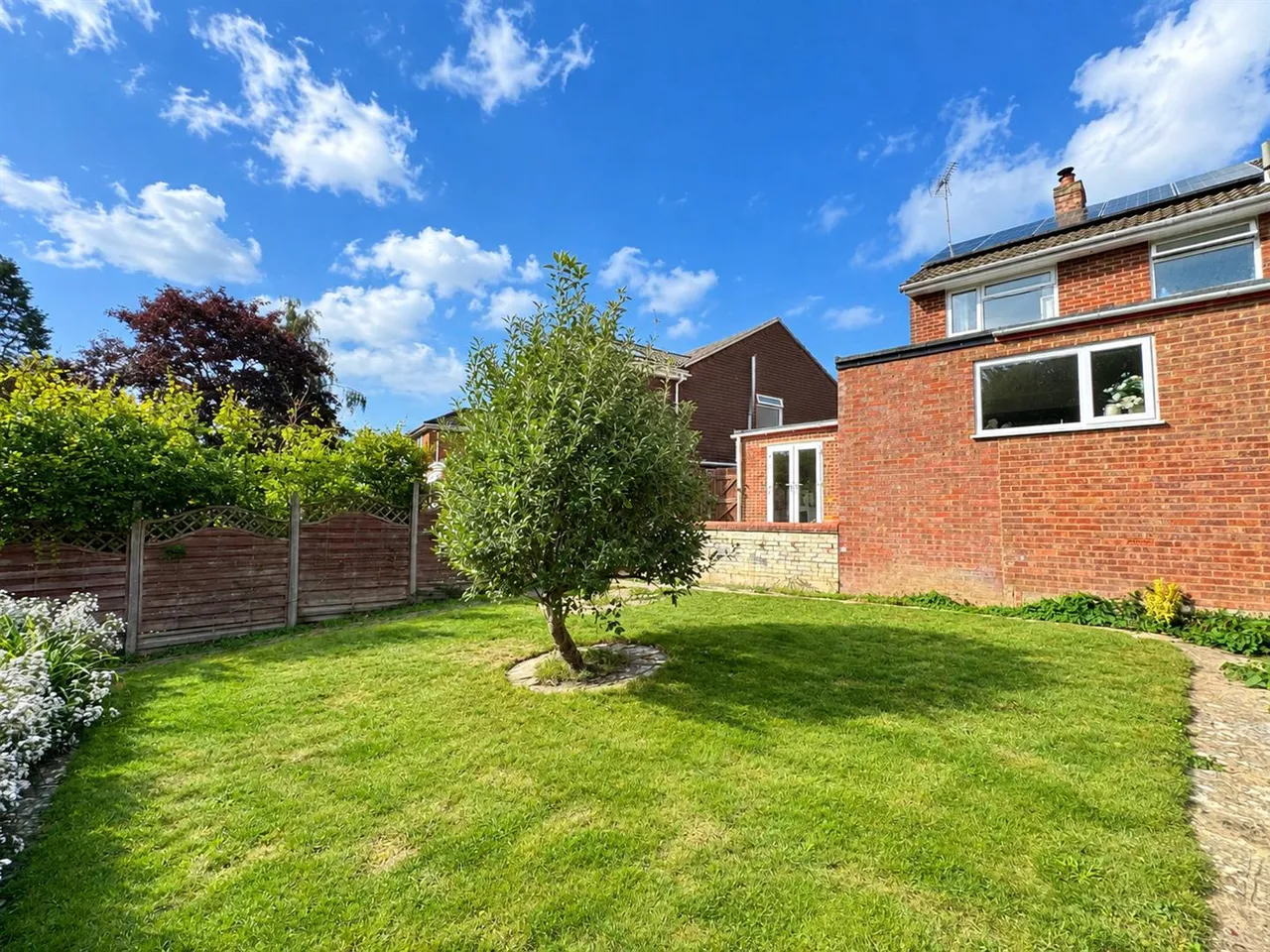 Manor End, Uckfield, TN22, photo 23