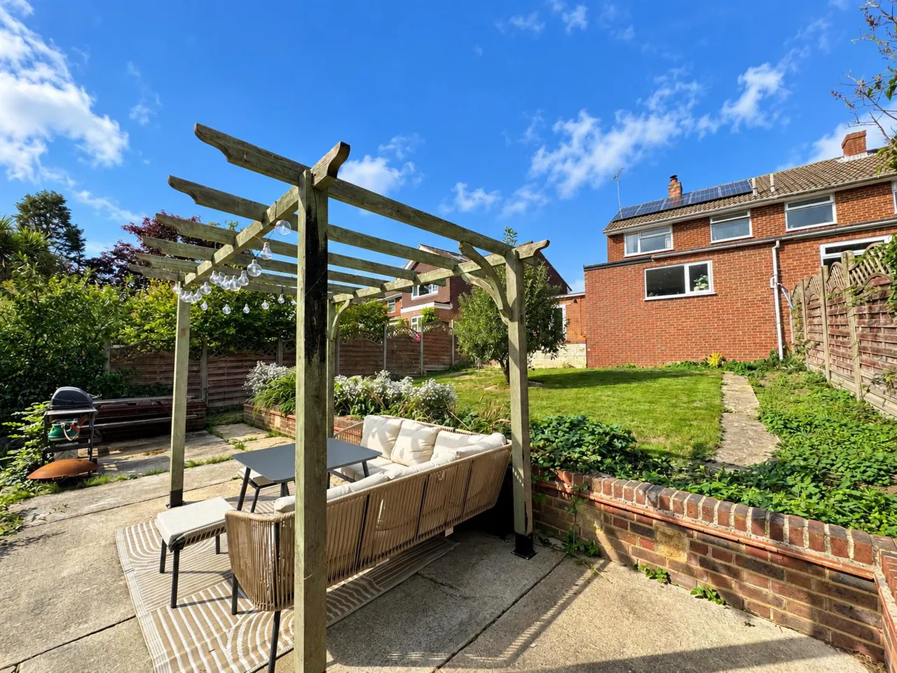 Manor End, Uckfield, TN22, photo 19