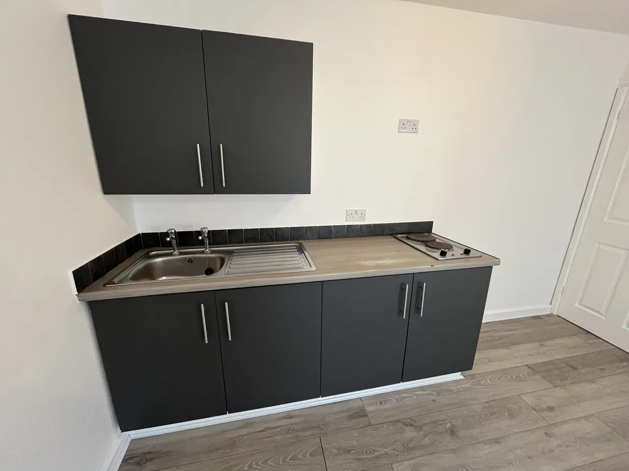 Bainbridge Road, Balby, DN4, photo 2
