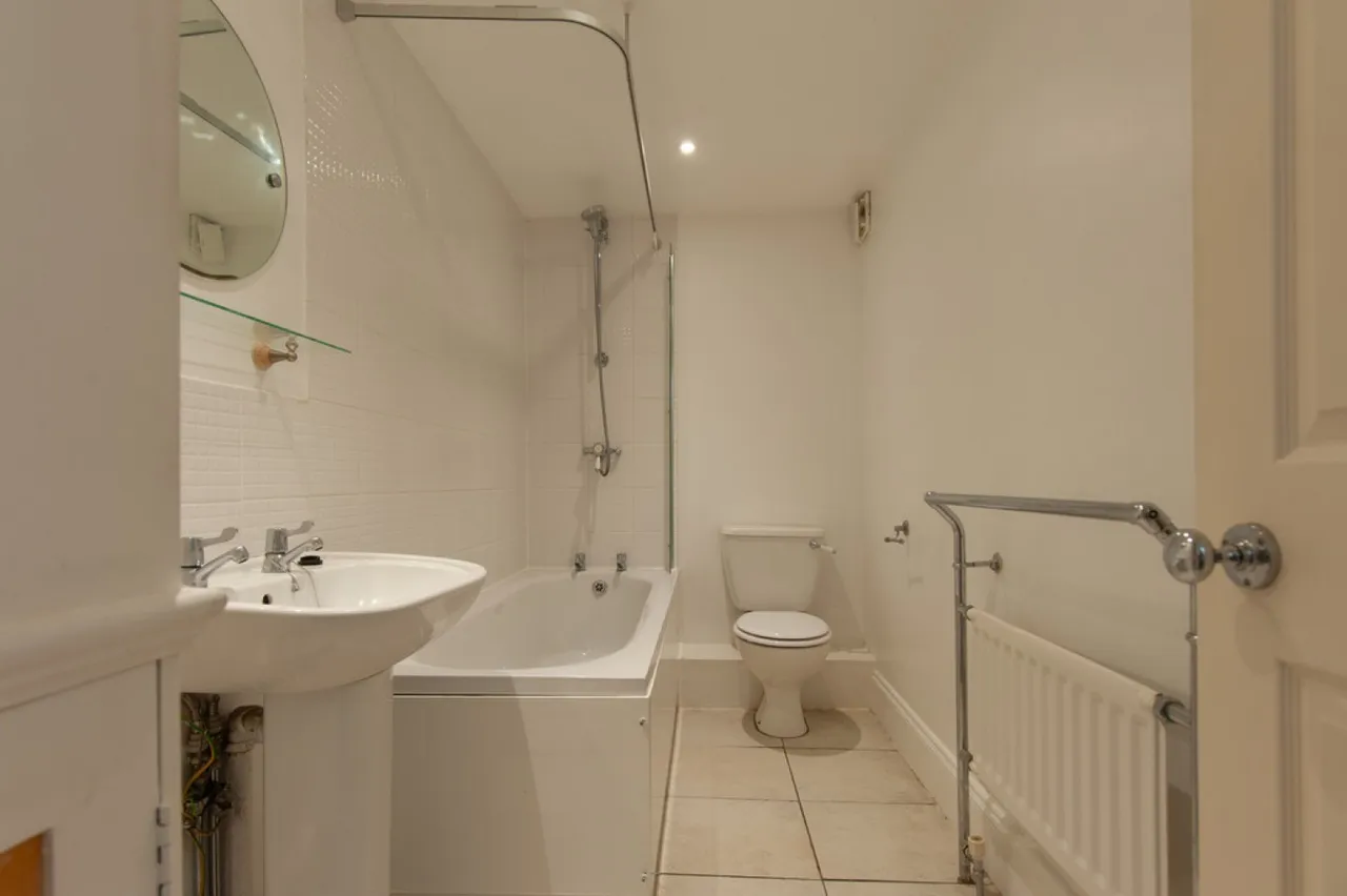 Ambrose Street, Fulford, YO10, photo 8