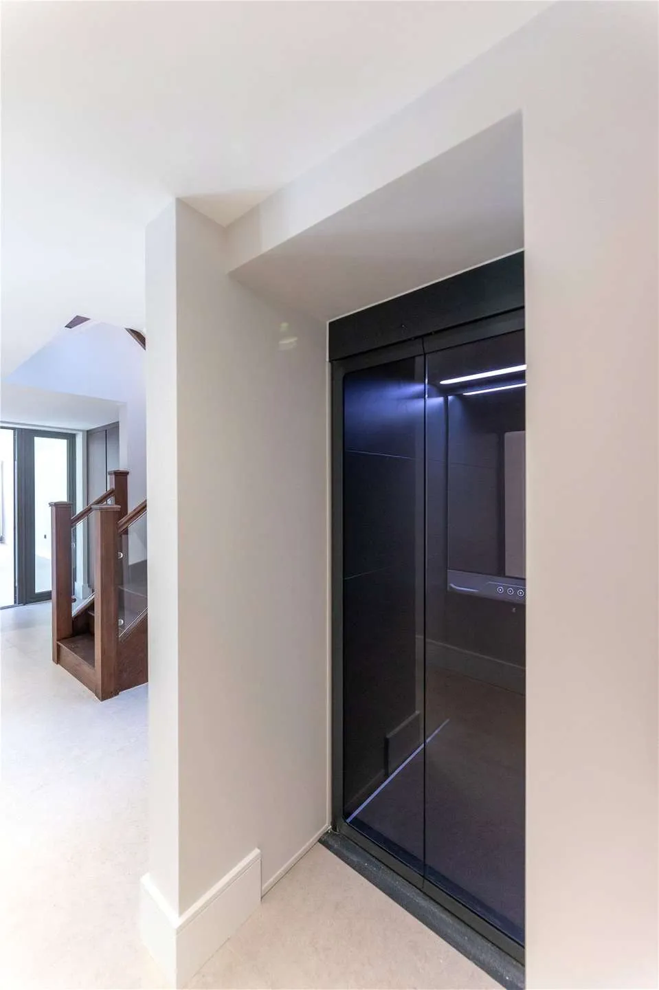 The Crescent, Thame, Oxfordshire, OX9 2DX, photo 8