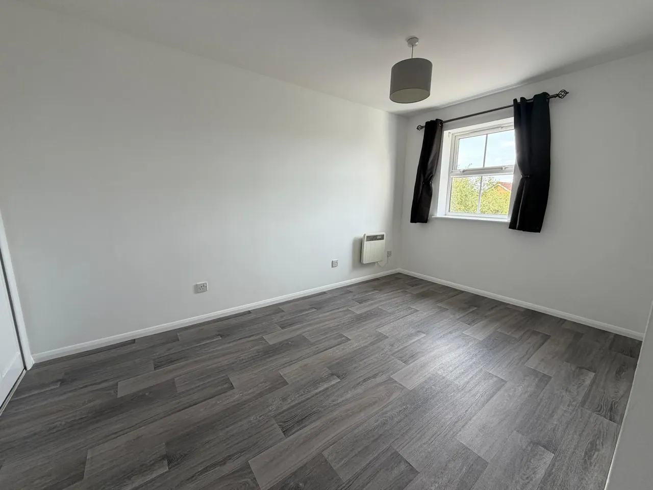 Honeysuckle Close, Biggleswade, SG18, photo 6