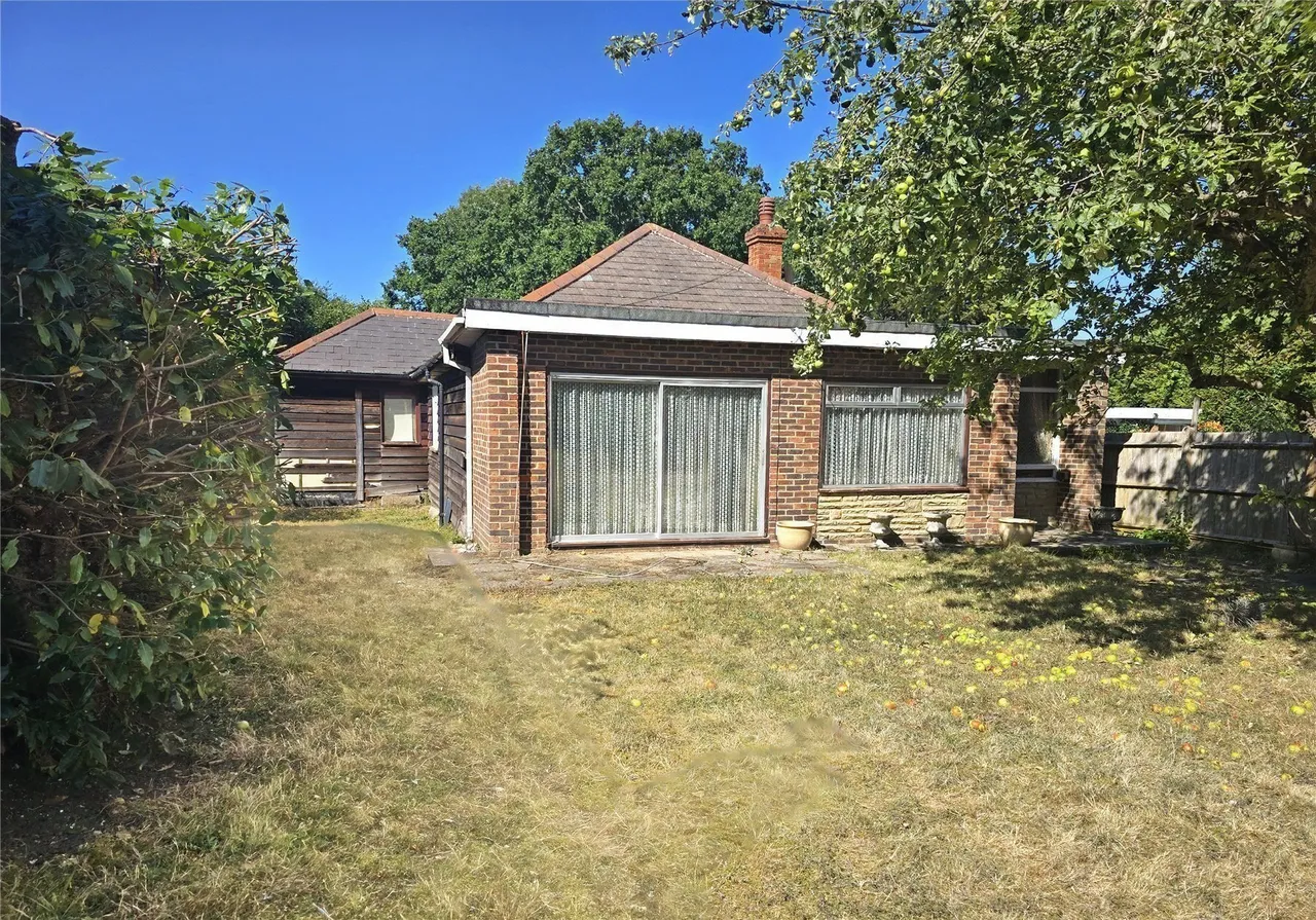 3 bed house for sale — Craven Road, Orpington, BR6